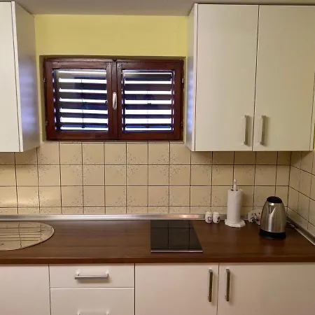 Retro House Visoko