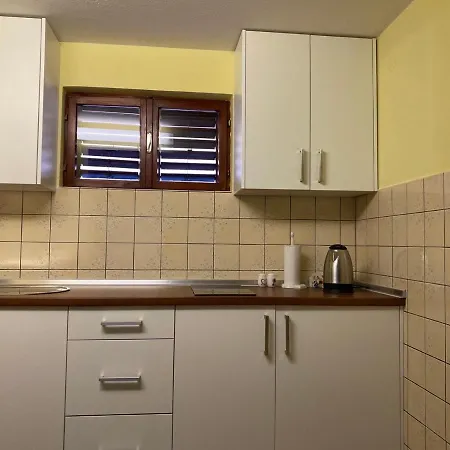 Retro House Vikendica *