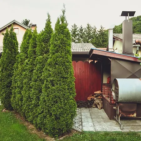 Retro House Vikendica *