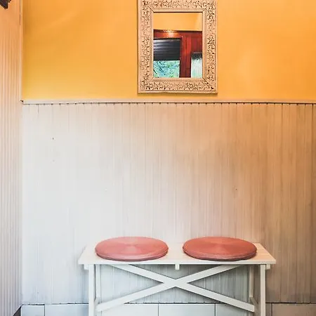 Vikendica Retro House